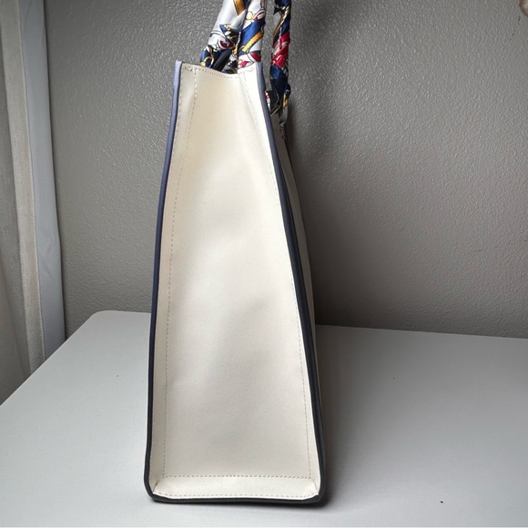 Novara Tote Bag by Zanae – Navy Genuine Leather Tote - Picture 5 of 15